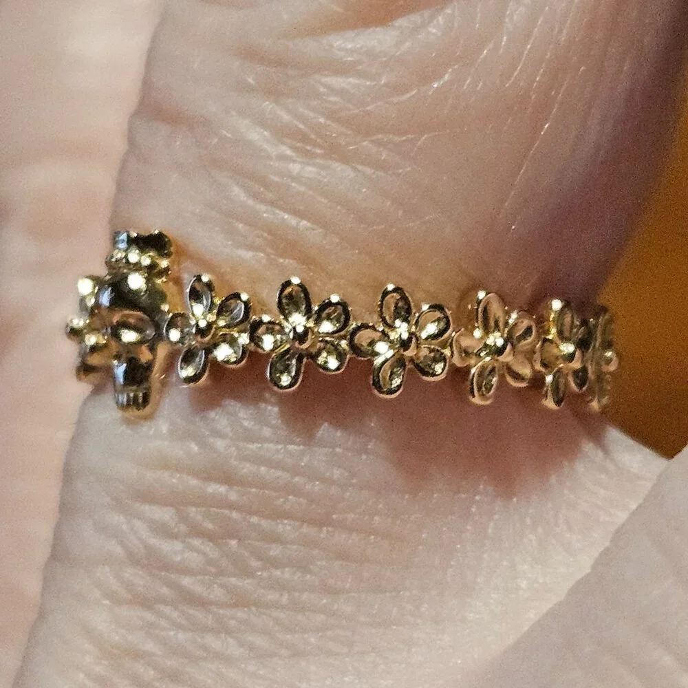 MONICA RICH KOSANN NOW OR NEVER SKULL FLOWER POESY STACKING 18K GOLD RING BAND 6